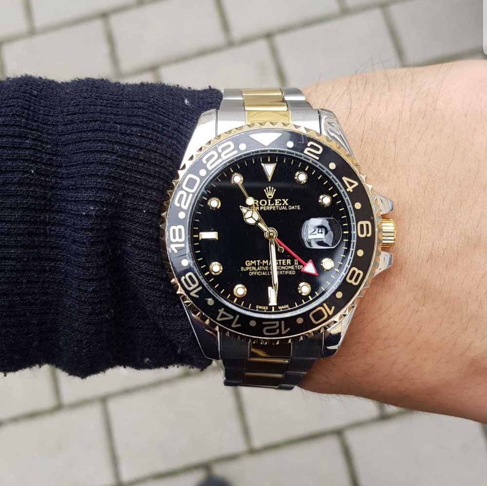 Mens watch